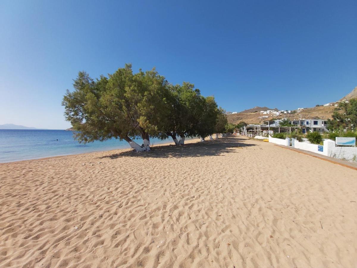 Galazio Seaside Apartments Livadakia Екстериор снимка