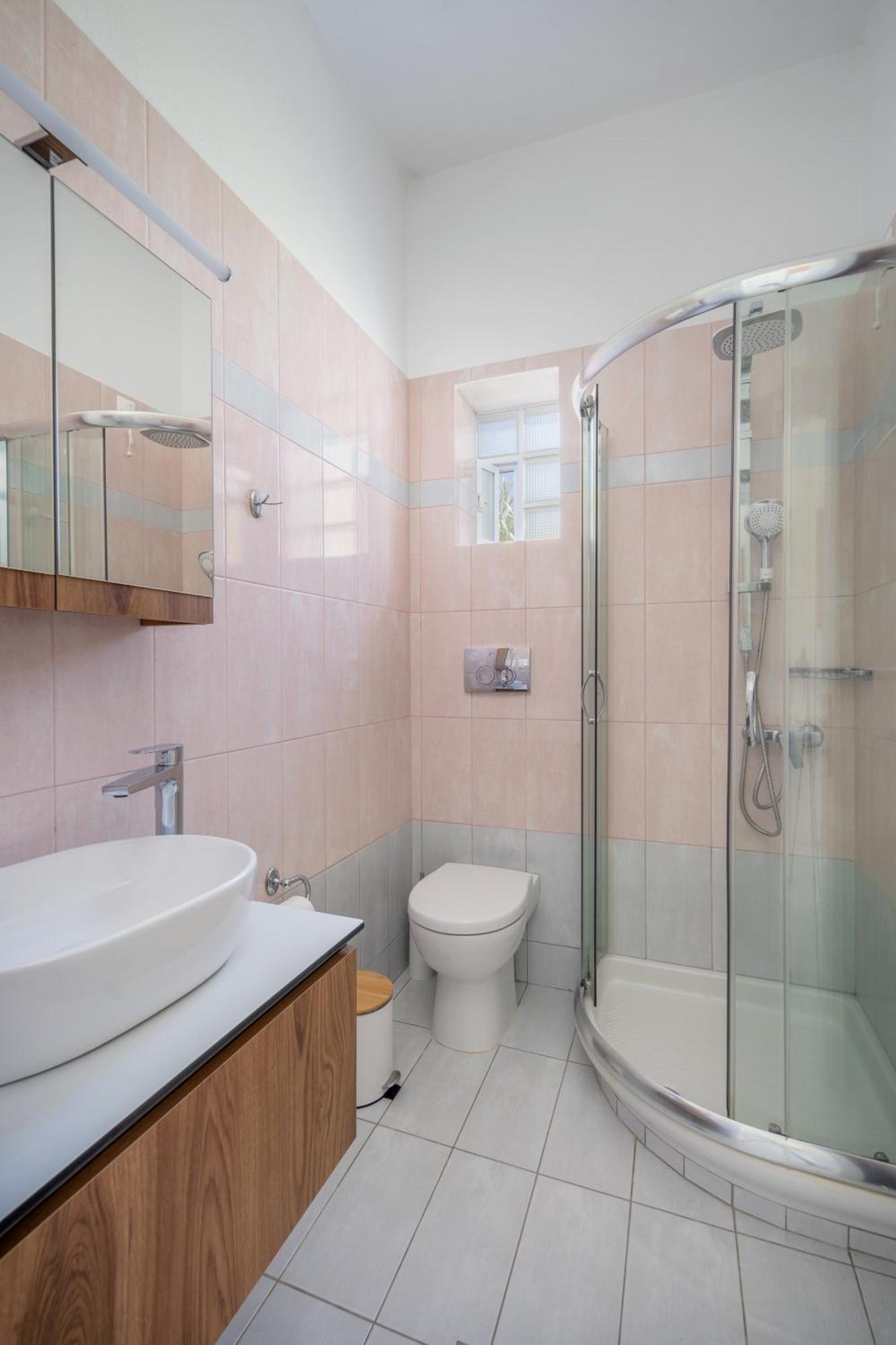 Galazio Seaside Apartments Livadakia Екстериор снимка