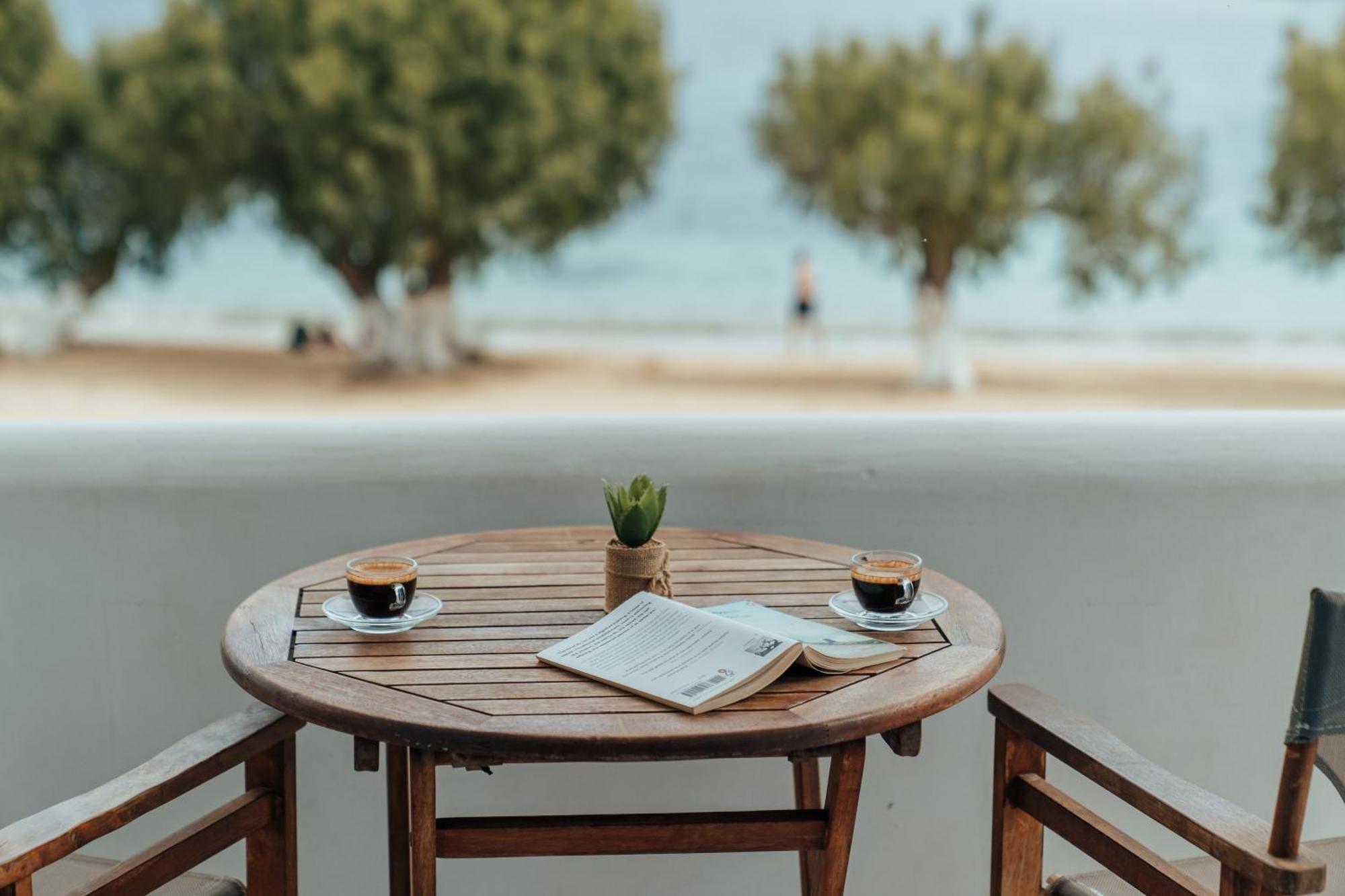 Galazio Seaside Apartments Livadakia Екстериор снимка