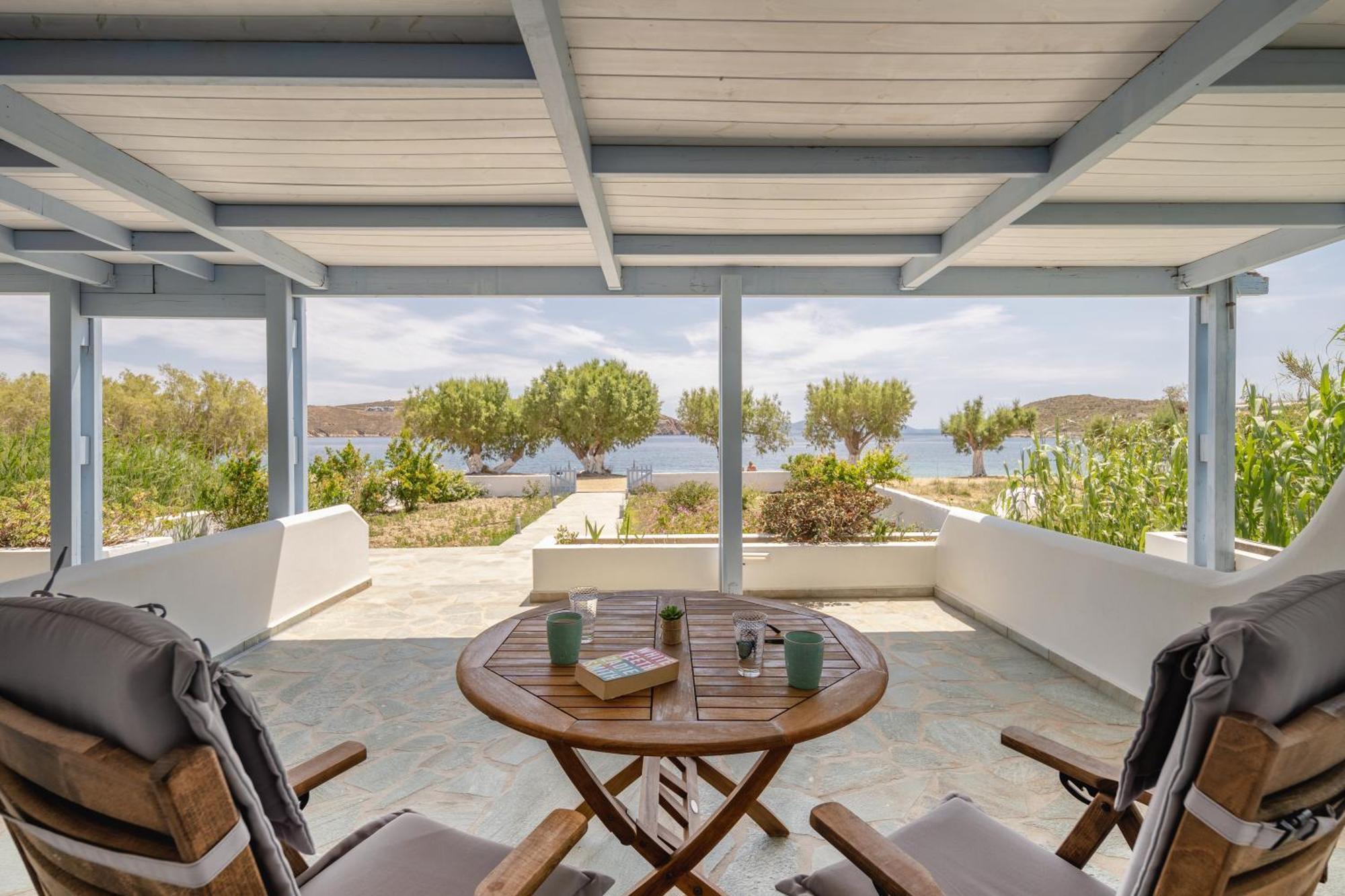 Galazio Seaside Apartments Livadakia Екстериор снимка